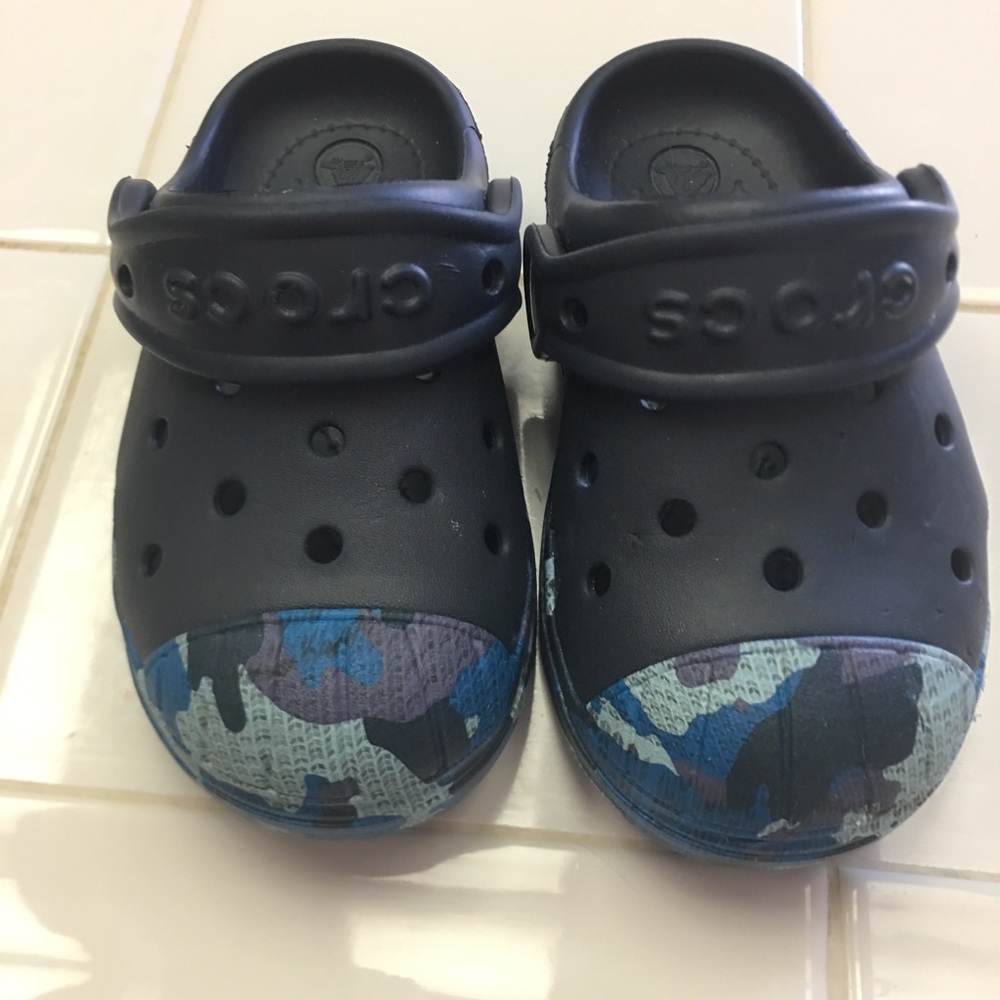 Crocs